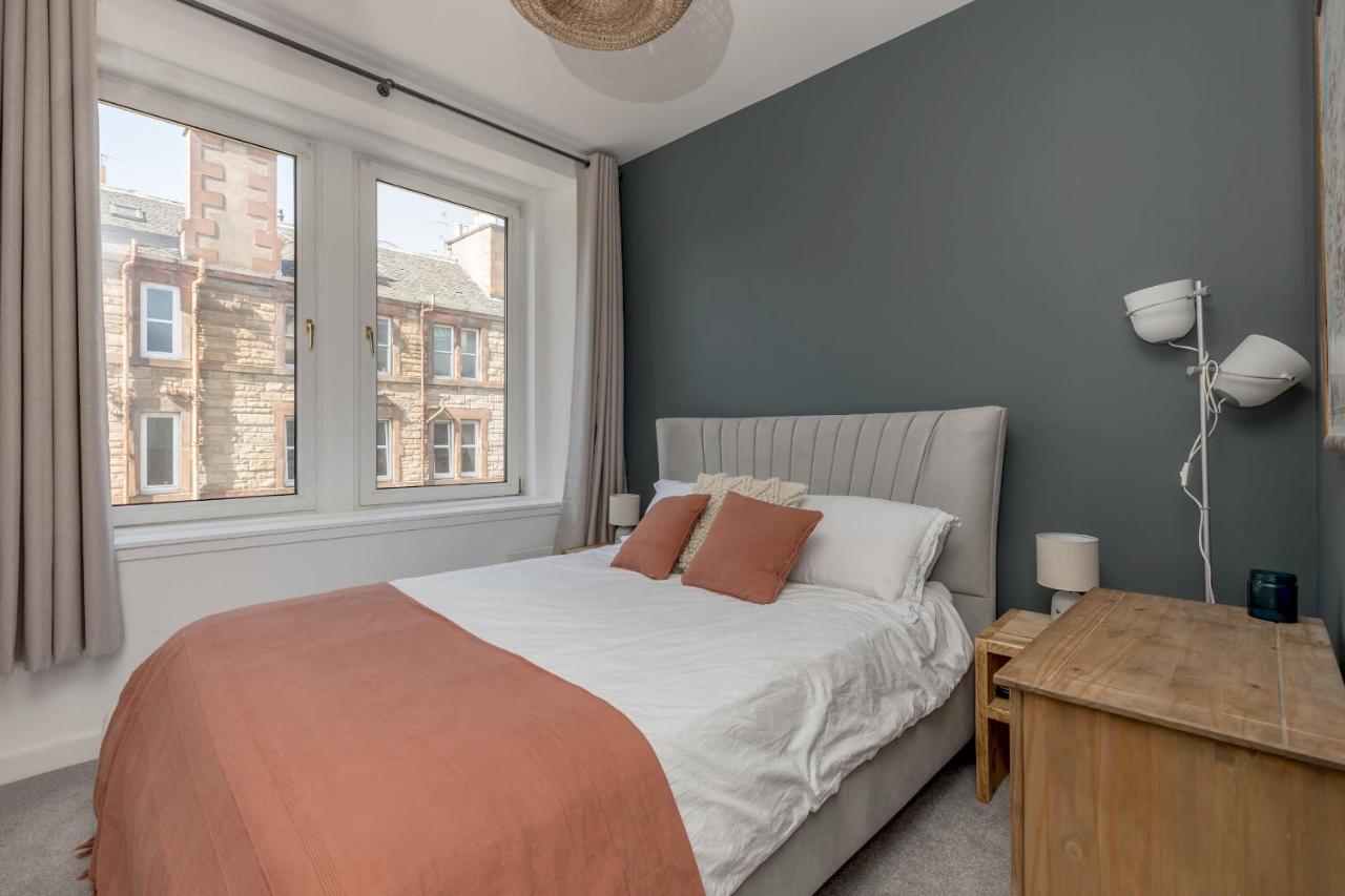 Pass The Keys Stunning 3 Bed Loft Style Apt With Free Parking Édimbourg Extérieur photo