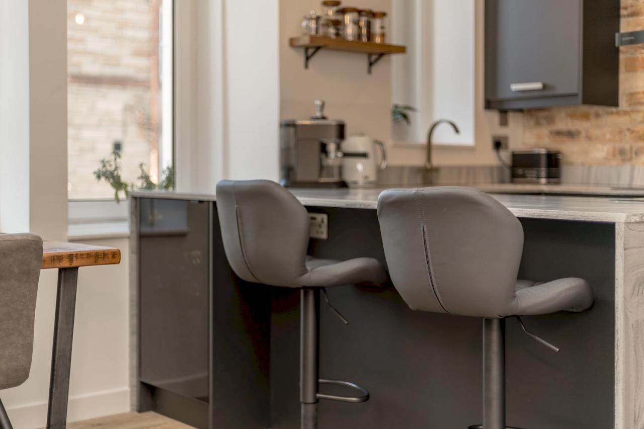 Pass The Keys Stunning 3 Bed Loft Style Apt With Free Parking Édimbourg Extérieur photo