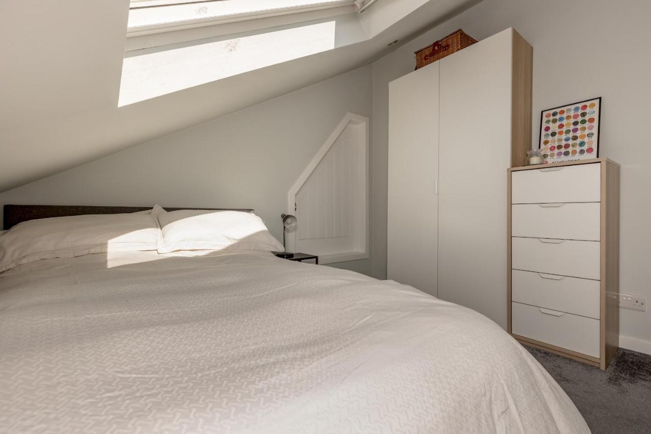 Pass The Keys Stunning 3 Bed Loft Style Apt With Free Parking Édimbourg Extérieur photo