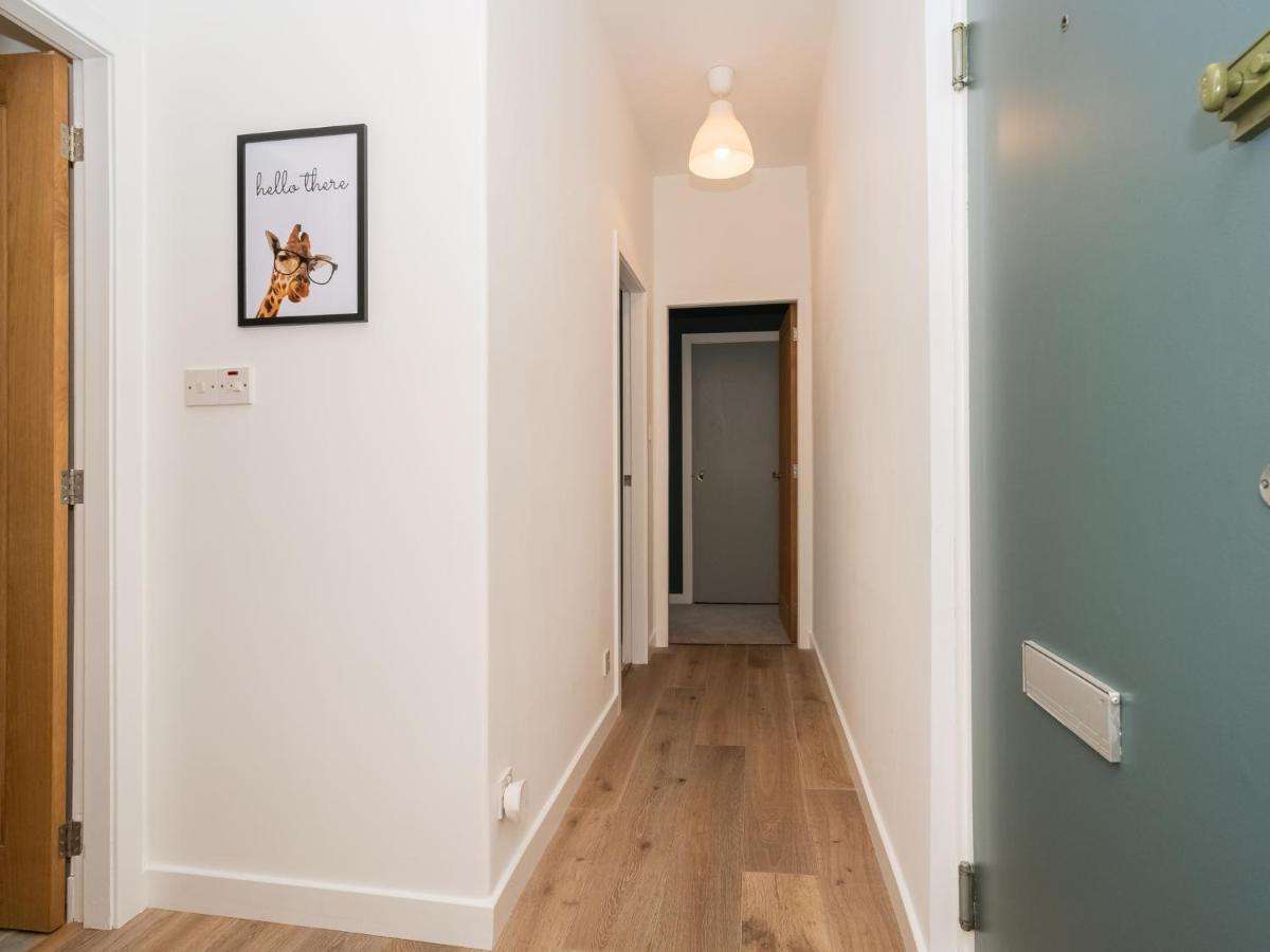 Pass The Keys Stunning 3 Bed Loft Style Apt With Free Parking Édimbourg Extérieur photo