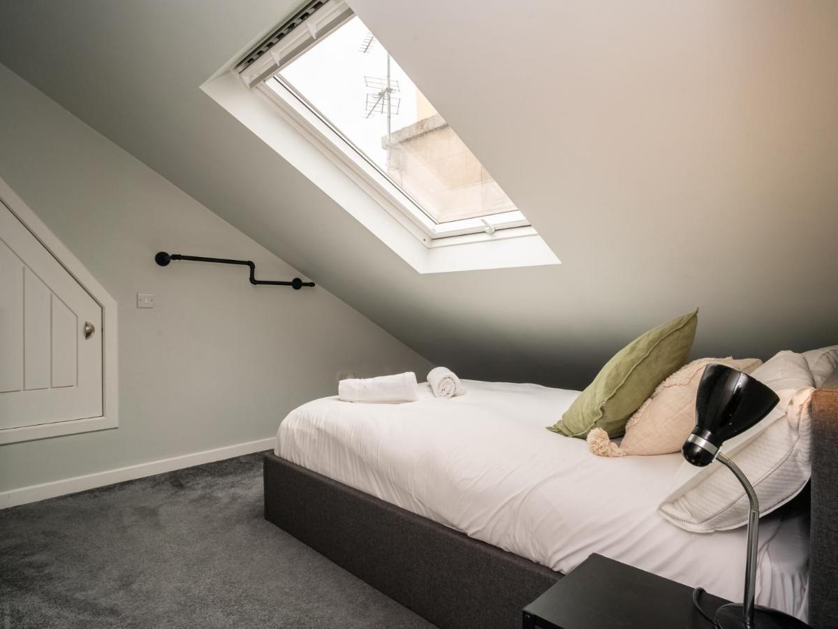 Pass The Keys Stunning 3 Bed Loft Style Apt With Free Parking Édimbourg Extérieur photo